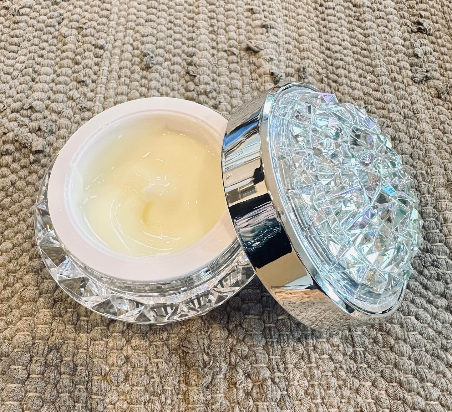 Illuminate Night Repair Retinol Cream for Glowing and Smooth Skin