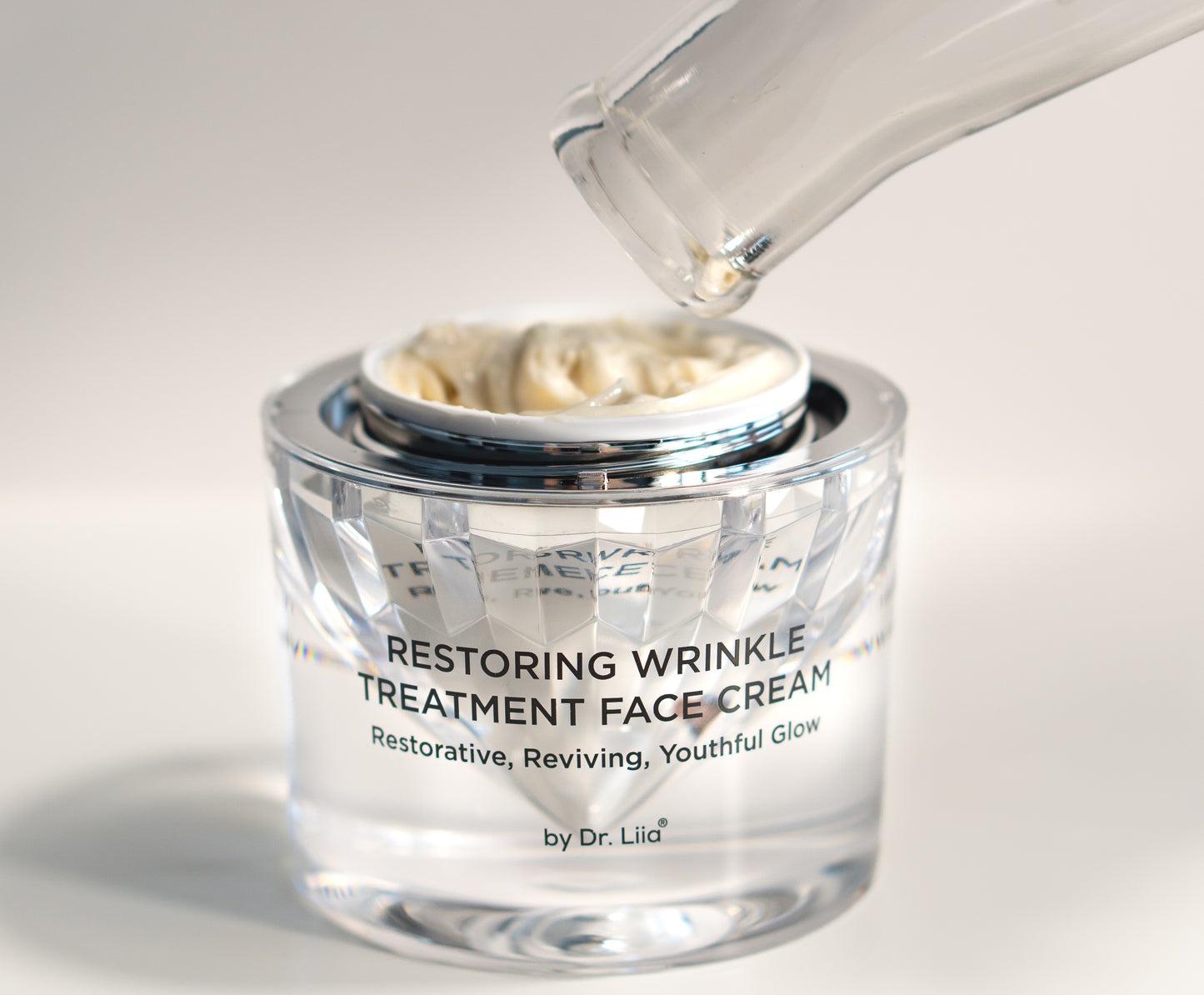 Award Winning Restoring Wrinkle Treatment Face Cream for Mature Skin
